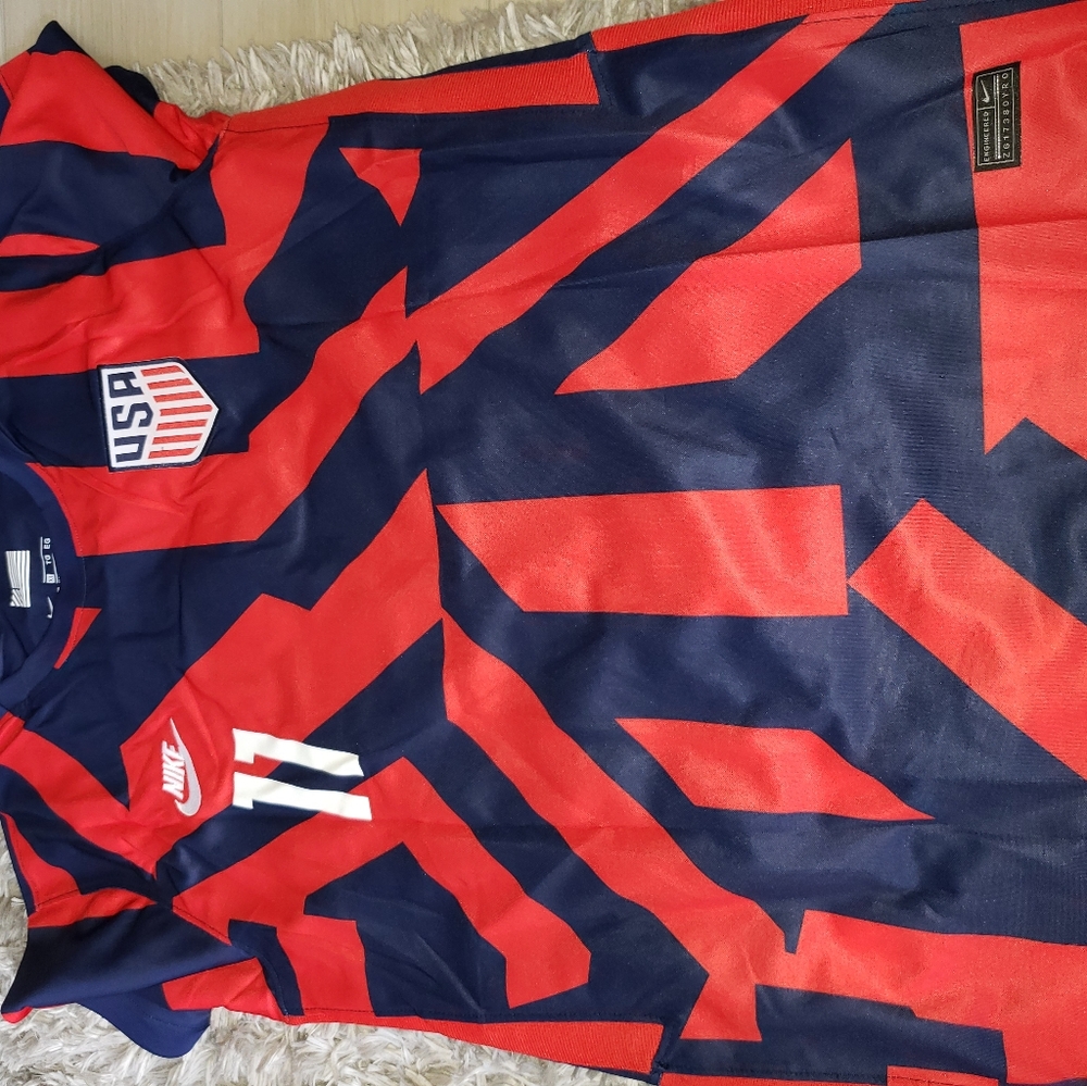 Soccer jerseys - Picture 3 of 8